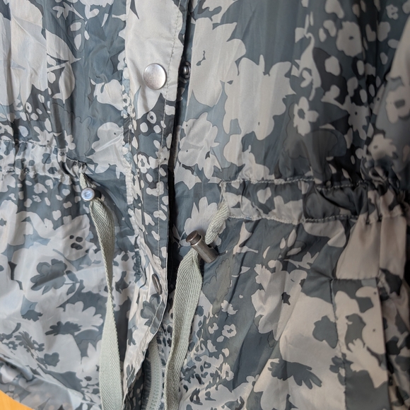 Maurices Dark Green Floral Utility Jacket - Picture 6 of 9